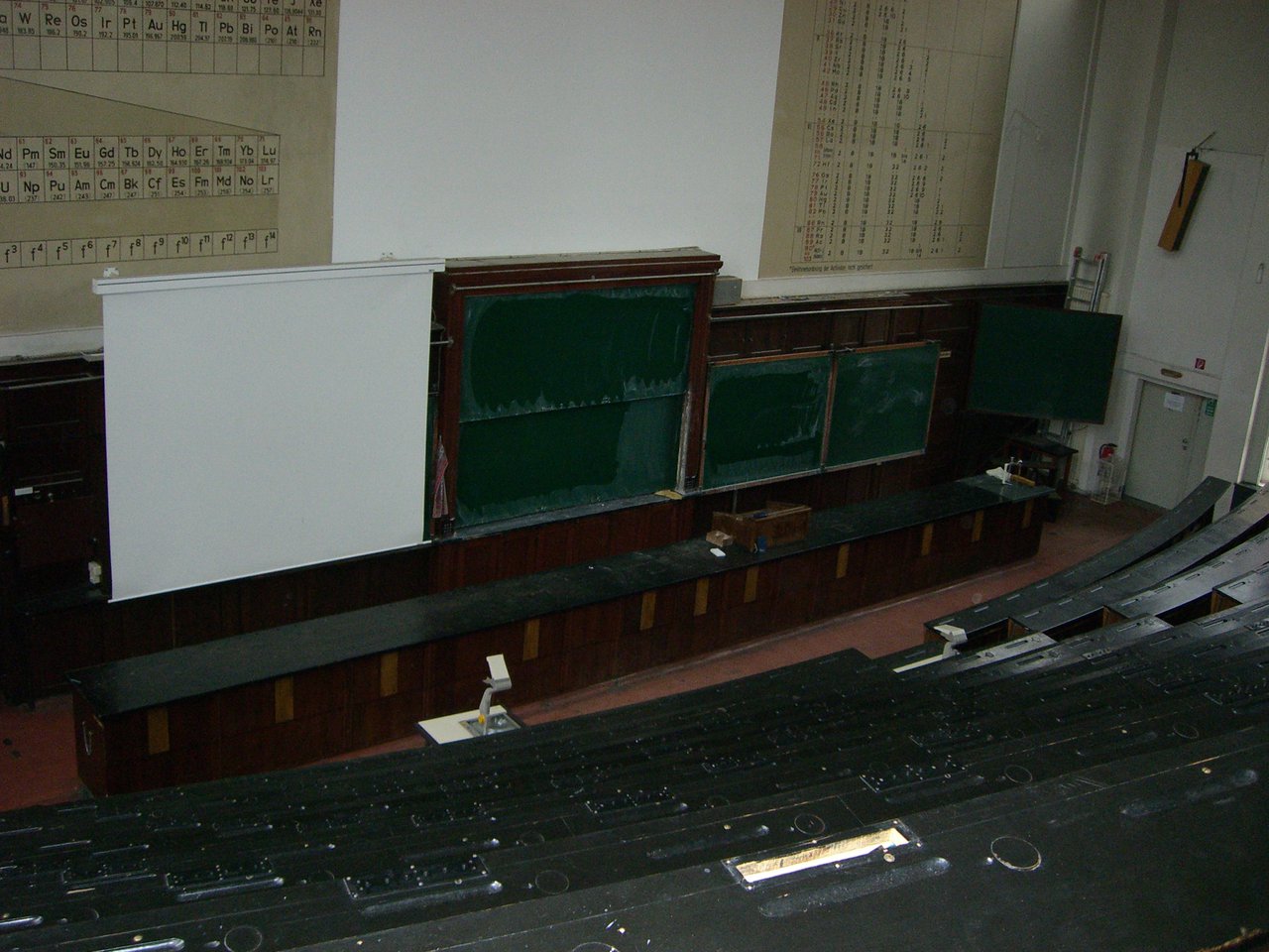 Main lecture hall of the Faculty of Chemistry of the TU Dresden