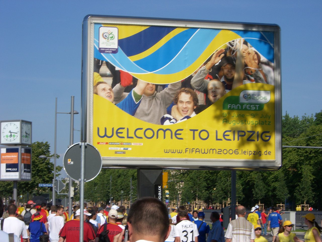 The arrival at the stadium